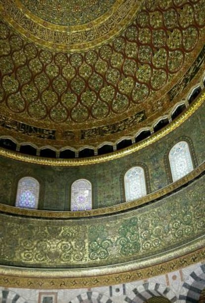 Interior de la cúpula del templo.