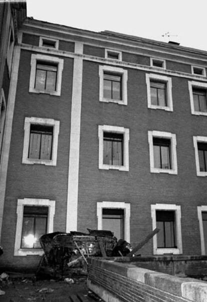 Estado del automóvil de Carrero Blanco tras el atentado.