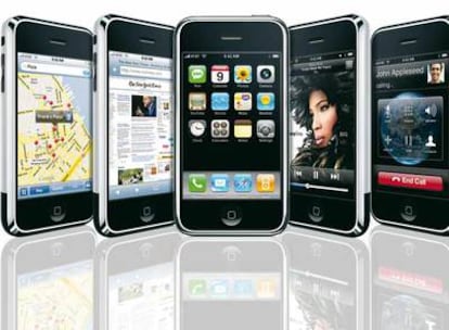 Una muestra de iPhone, el nuevo teléfono móvil de Apple.
