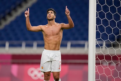 Asensio celebra su gol contra Japón, este martes en el Estadio Nacional de Saitama.