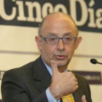 Montoro emplaza al Gobierno a acelerar la reestructuración del sistema financiero