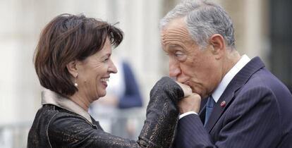 Marcelo Rebelo de Sousa con su colega suiza, Doris Leuthard, en la visita al monasterio de los Jer&oacute;nimos en Lisboa.