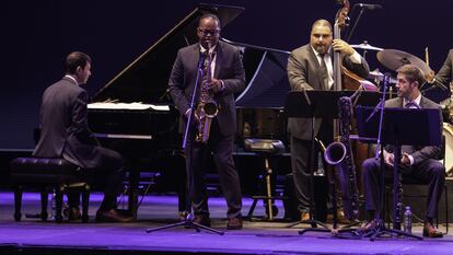 Wynton Marsalis durante una presentación con Jazz at Lincoln Center Orchestra en la Alhóndiga de Granaditas por el Festival Cervantino, el jueves pasado en Guanajuato (México).