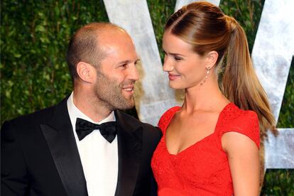 La diferencia de edad ya no es un obstáculo y si no que se lo digan a Jason Statham y Rosie Huntington-Whiteley.