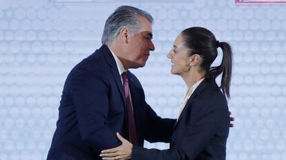 Francisco Cervantes, presidente del Consejo Coordinador Empresarial, con Claudia Sheinbaum, este miércoles.