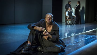 Joel Joan coo el monstruo de Frankenstein, en el TNC