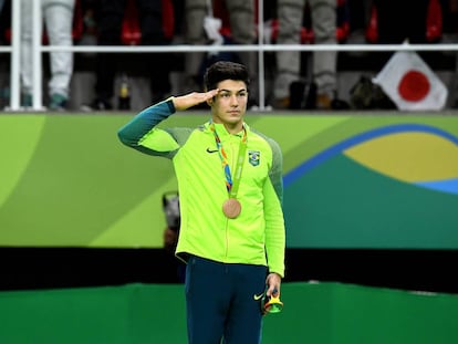 Arthur Mariano Nory, bronze no salto da ginástica artística, é um dos militares da delegação brasileira
