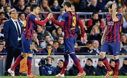 Bartra entra por Piqué tras caer este lesionado ante el Atlético.