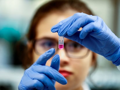 Buscar una vacuna contra la covid-19 es el objetivo de laboratorios científicos de todo el mundo.