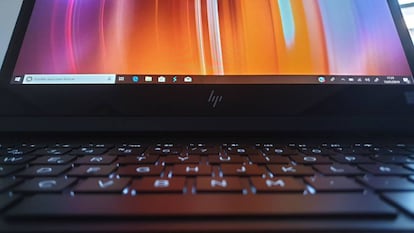 HP Spectre Folio