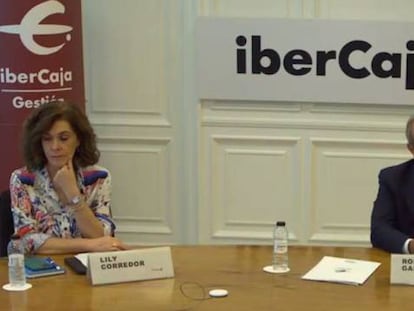 Lili Corredor, directora general de Ibercaja Gestión, Rodrigo Galán, director del Grupo Financiero de Ibercaja, y Óscar del Diego, director de Inversiones de Ibercaja Gestión, en una presentación este miércoles.