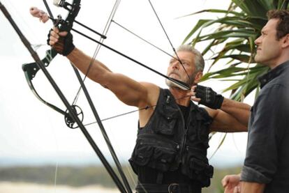 Stephen Lang, el tipo duro de la serie, elegido por Spielberg para el papel, y Jason O'Mara.