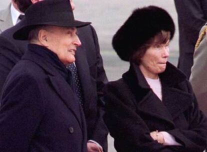 François Miterrand y su esposa, Danielle, en una imagen de 1995.