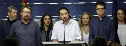 Pablo Iglesias, aquest divendres, amb el seu equip.