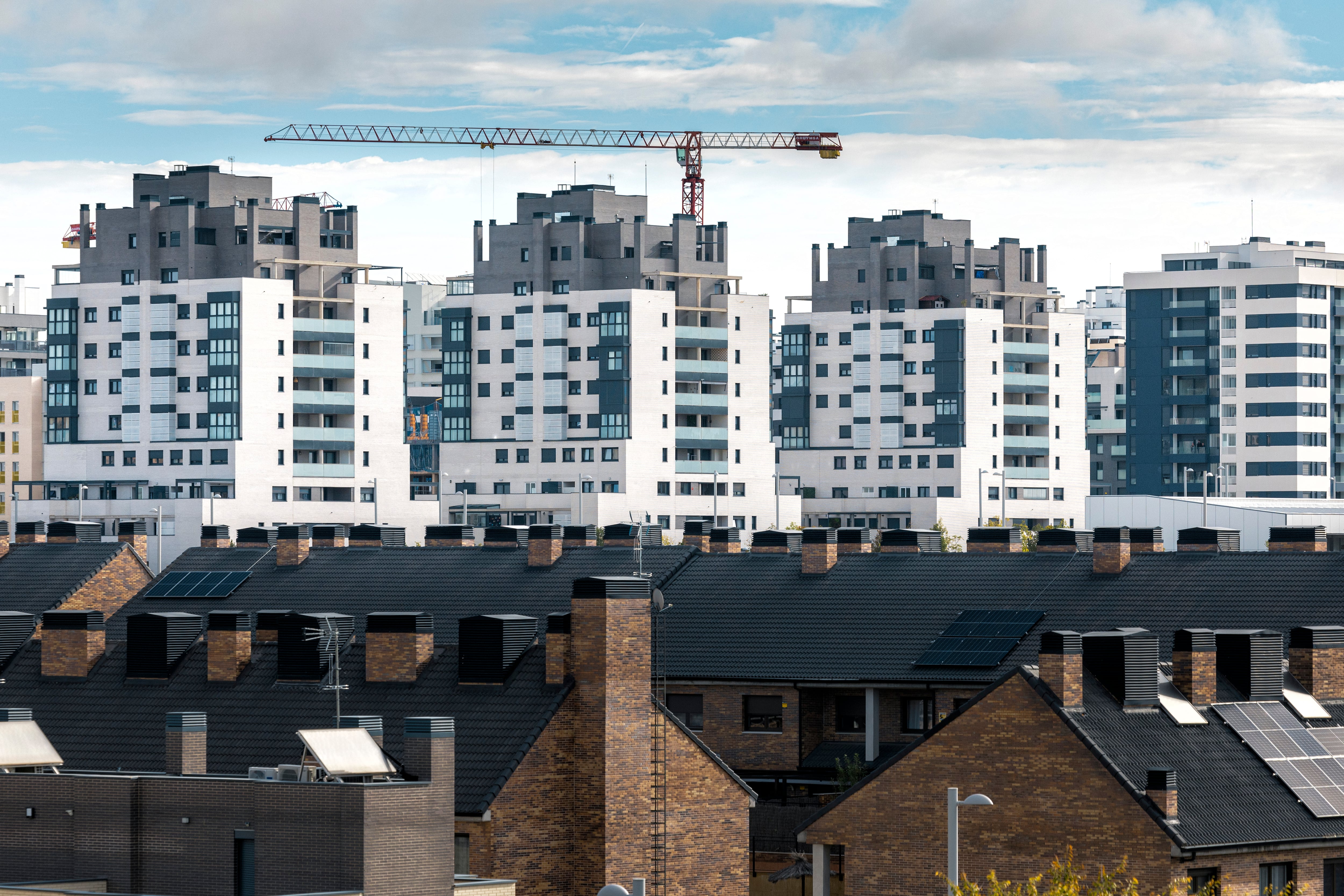 Construcción de viviendas en el barrio de El Cañaveral, en Madrid.