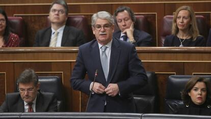 El ministro de Exteriores, Alfonso Dastis, interviene en el Pleno del Gongreso .