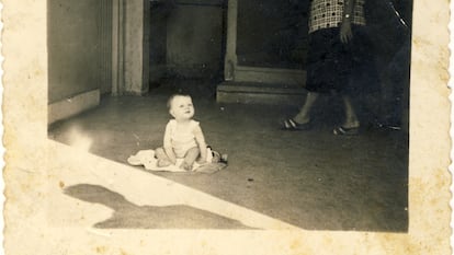 Foto da menina Begoña Urroz Ibarrola, assassinada em 27 de julho de 1960 na estação ferroviária de Amara (San Sebastián, norte da Espanha).