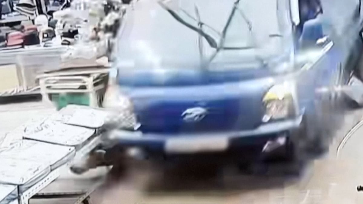 El momento del atropello mortal en un mercado de Corea del Sur 