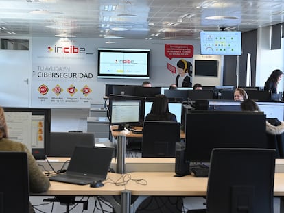Trabajadores del Instituto Nacional de Ciberseguridad de España (Incibe), dependiente del Ministerio de Asuntos Económicos y Transformación Digital.