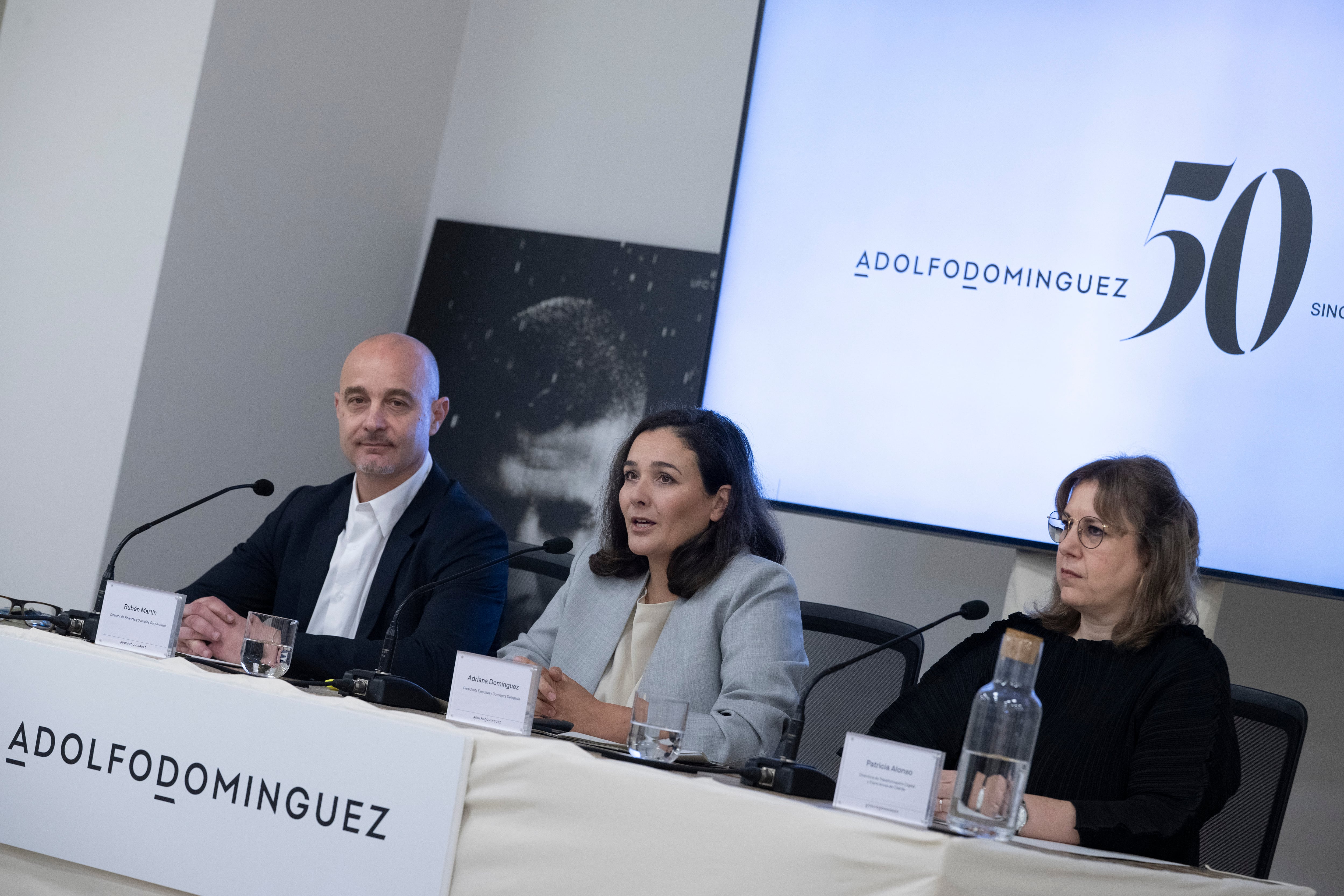 Adolfo Domínguez cierra su cuarto ejercicio seguido en beneficios con su mayor ganancia en 10 años