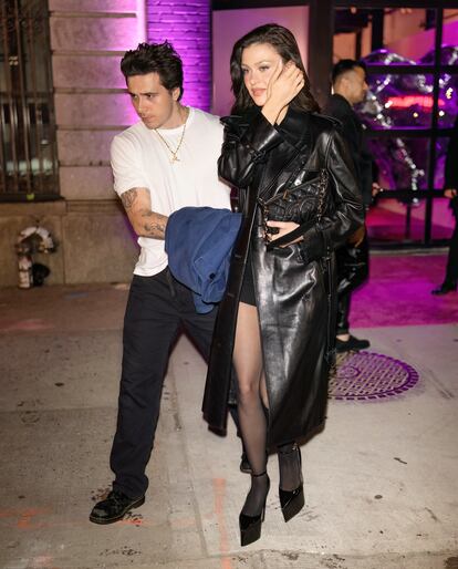 Brooklyn Beckham y Nicola Peltz en Nueva York en 2024.