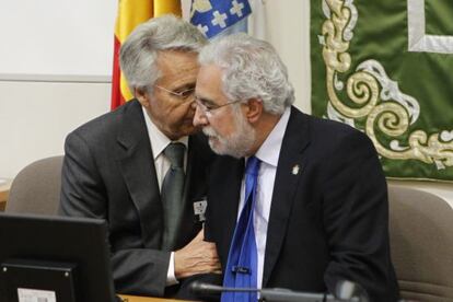 Julio Fern&aacute;ndez Gayoso en el Parlamento