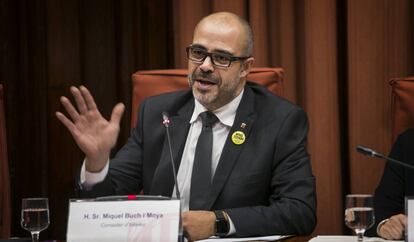 El consejero del Interior, Miquel Buch, en su comparecencia en el Parlament.