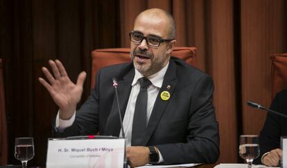 El consejero del Interior, Miquel Buch, en su comparecencia en el Parlament. 