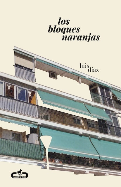 Portada de 'Los bloques naranjas', de Luis Díaz.