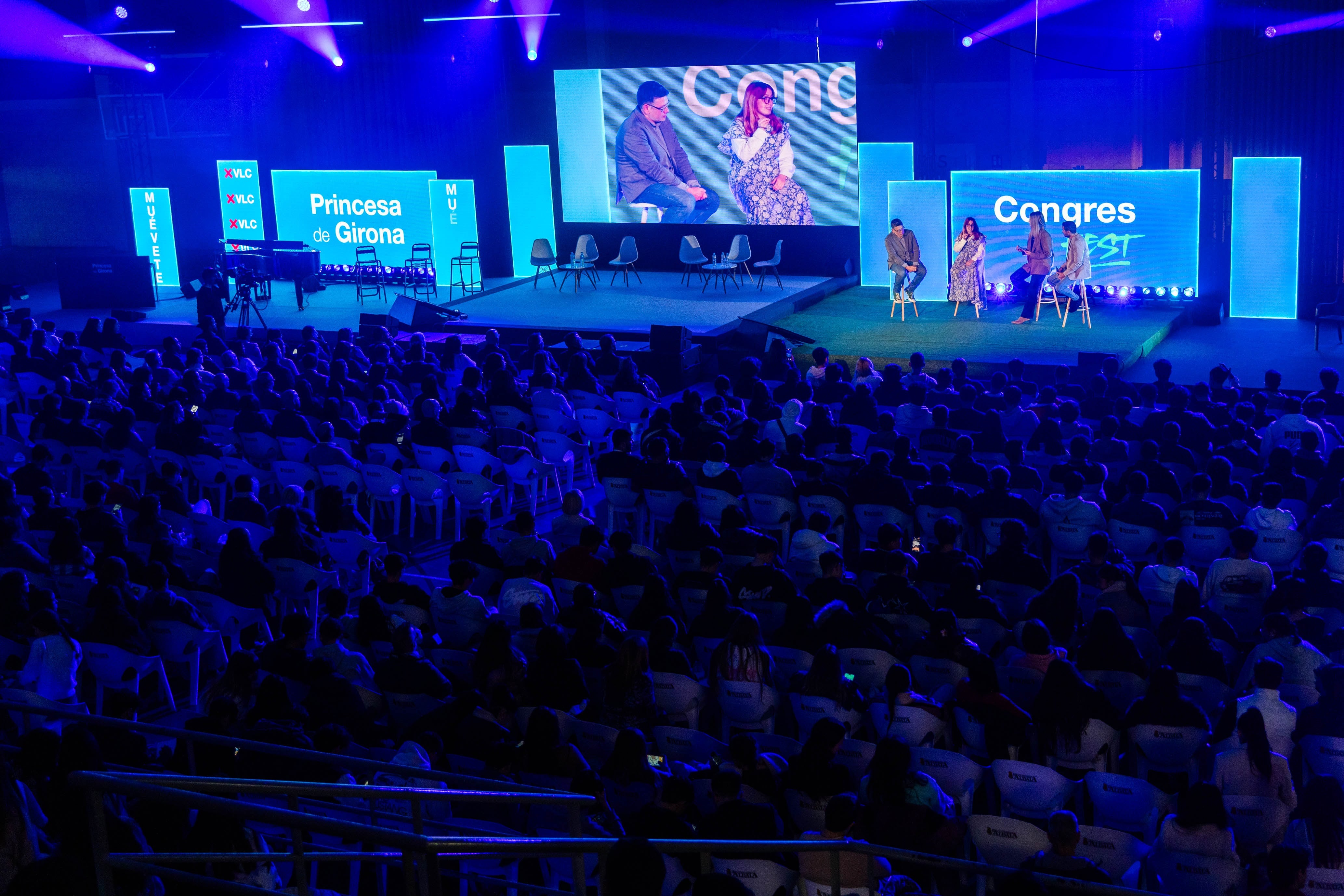 900 studenti delle comunità valenciane colpite dalle inondazioni celebrano talento e innovazione per la ricostruzione