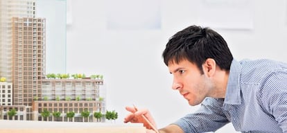 Arquitectura es una de las 14 carreras para las que la ley exige obtener un máster para ejercer.