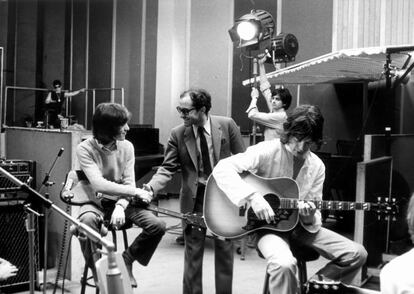 El director de cine Jean- Luc Godard y Mick Jagger en el rodaje del documental &#039;Sympathy For the Devil&#039; ( aka &#039; One Plus One&#039; ) &quot; sobre los Rolling Stones en 1968