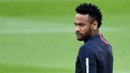 Neymar, durante um treinamento com o PSG.