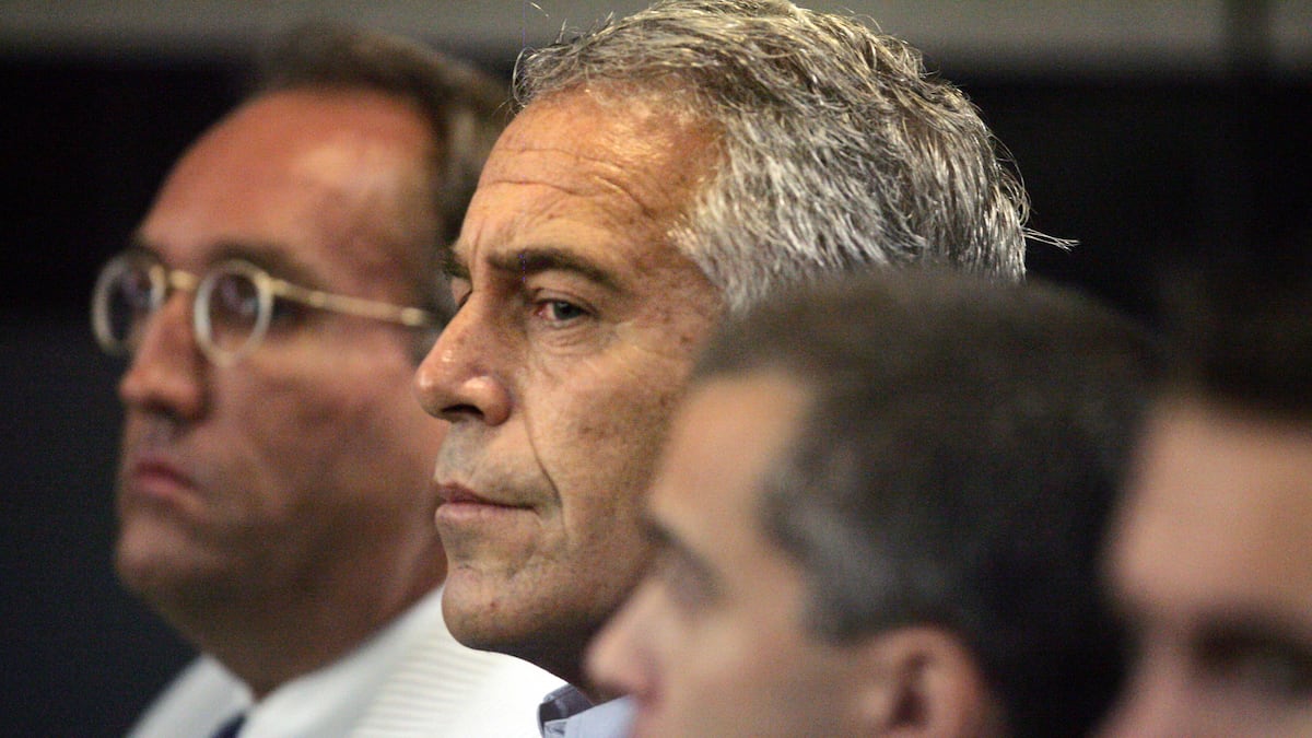 Jeffrey Epstein: la historia de abusos, verdades, mentiras y bulos que internet arropó | Internacional | EL PAÍS