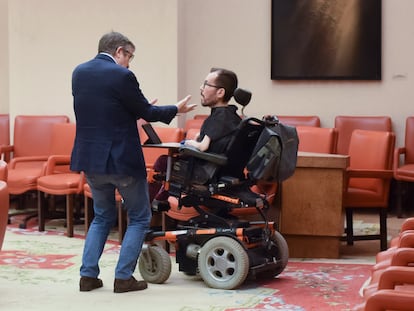 El portavoz del Grupo Socialista en el Congreso, Patxi López, y el portavoz de Unidas Podemos, Pablo Echenique.