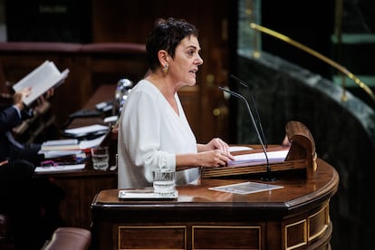 La portavoz de EH Bildu en el Congreso, Mertxe Aizpurua, en una intervención ante el pleno.