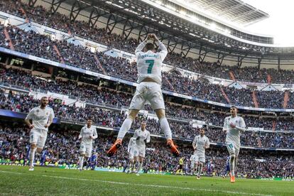 O atacante português do Real comemora um gol durante o jogo contra o Deportivo Alavés, em 24 de fevereiro de 2018.