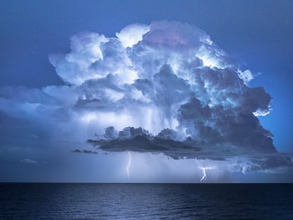 La lluvia artificial es, hoy por hoy, poco efectiva y casi ineficaz