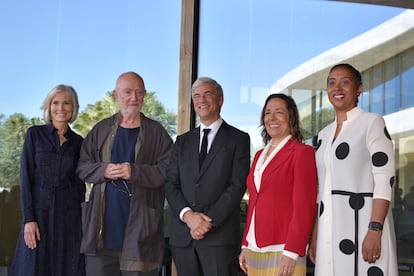 Willow Bay, Peter Zumthor, Michael Govan, Diana Magaloni and Naima Keith at the press conference.