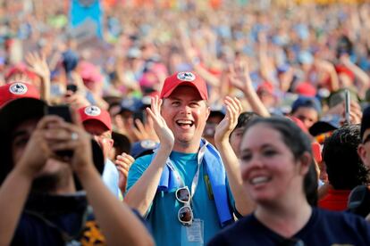 Un scout aplaude al presidente Trump,