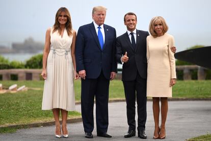 Melania y Brigitte coincidieron en el tono de sus vestidos.