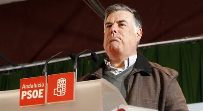 El diputado y exlíder del PSOE sevillano, José Antonio Viera.