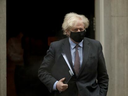 Boris Johnson abandona este lunes Downing Street para explicar su plan de desescalada en el Parlamento.