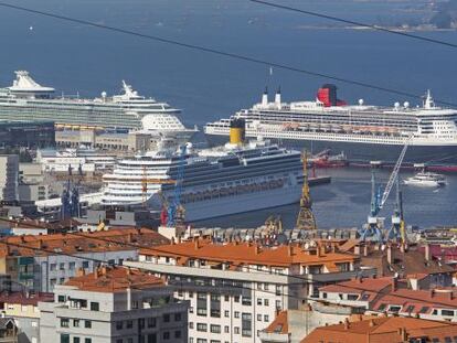 Los trasatlánticos en el puerto de Vigo