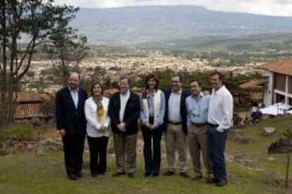 Los ministros de Relaciones Exteriores y de Comercio de la Alianza del Pacífico posan para una fotografía el 30 de junio de 2013, en Villa de Leyva (Colombia).