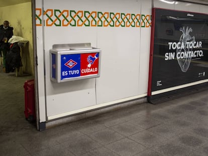 El metro, un refugio para los sin techo