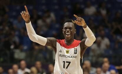 Dennis Schr&ouml;der, en un partido del Eurobasket. 