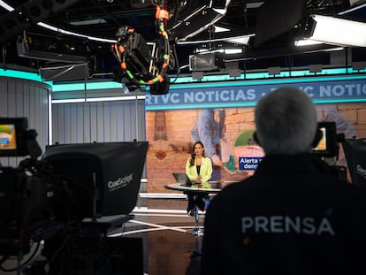 Estudio de grabación de RTVC Noticias en Bogotá, el 12 de julio del 2023.