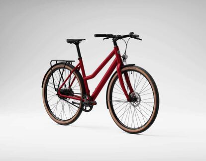 Bici eléctrica Ampler Nova de color rojo