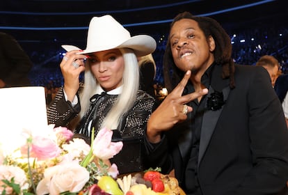 Beyoncé y Jay-Z, en los Grammy de 2024, el 4 de febrero en Los Ángeles, California.